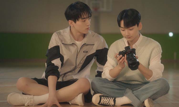 Ball Boy Tactics (2025) Zıtların Çatışması ve Bir Kendi Keşfetme Konulu Drama