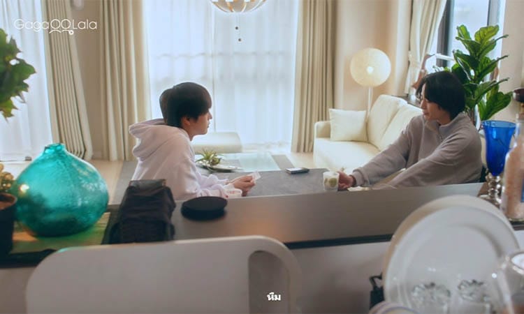 Cosmetic Playlover (2024) – Aşkın ve Rekabetin Parladığı Bir Mağaza Hikâyesi