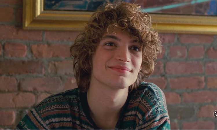 Hayali Aşklar (2010) Aşkın ve Saplantının Sanatsal Yolculuğu