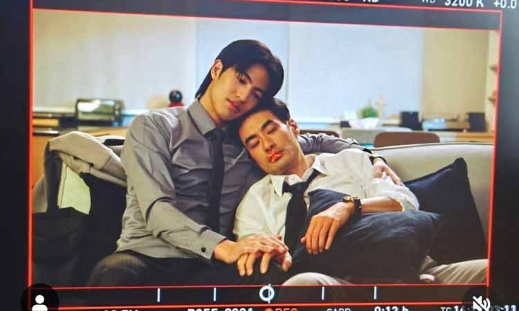 Mandate (2025) Siyaset ve Entrikalar Arasında Gelişen Duygular