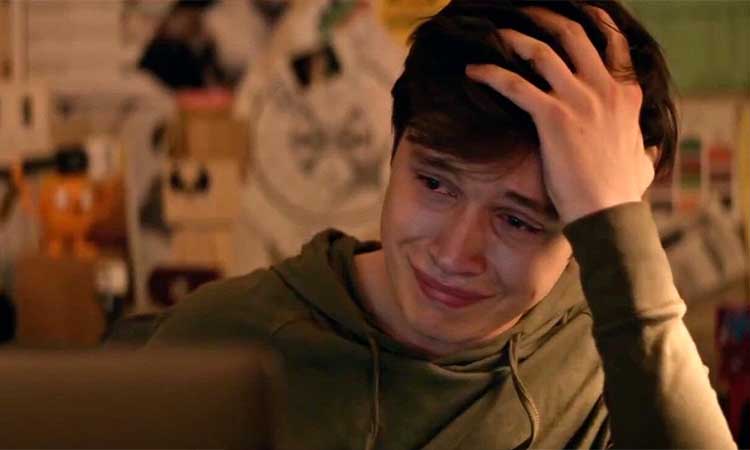 Sevgiler, Simon (2018) Gençlik ve Kimlikler Üzerine Bir Film