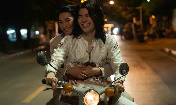 Shine (2025): Siyasi Kavgalar Arasında Doğan İlişkiler