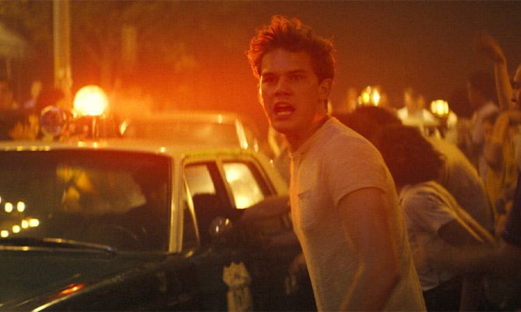 Stonewall (2015) LGBT Hak Mücadelesinin Başlangıcını Anlatan Film