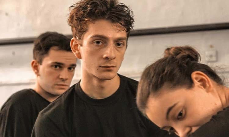 Ve Sonra Dans Ettik (2019) Gelenekle arzunun çatıştığı yerde filizlenen bir özgürlük hikâyesi